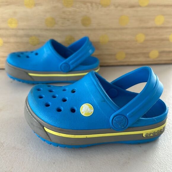 Crocs Blue Sandals Sz 4/5 - Picture 5 of 8